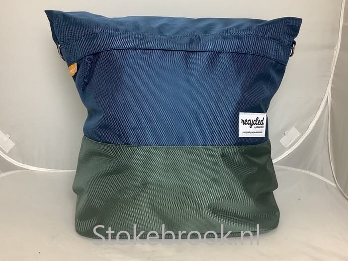 Urban Proof Shopper